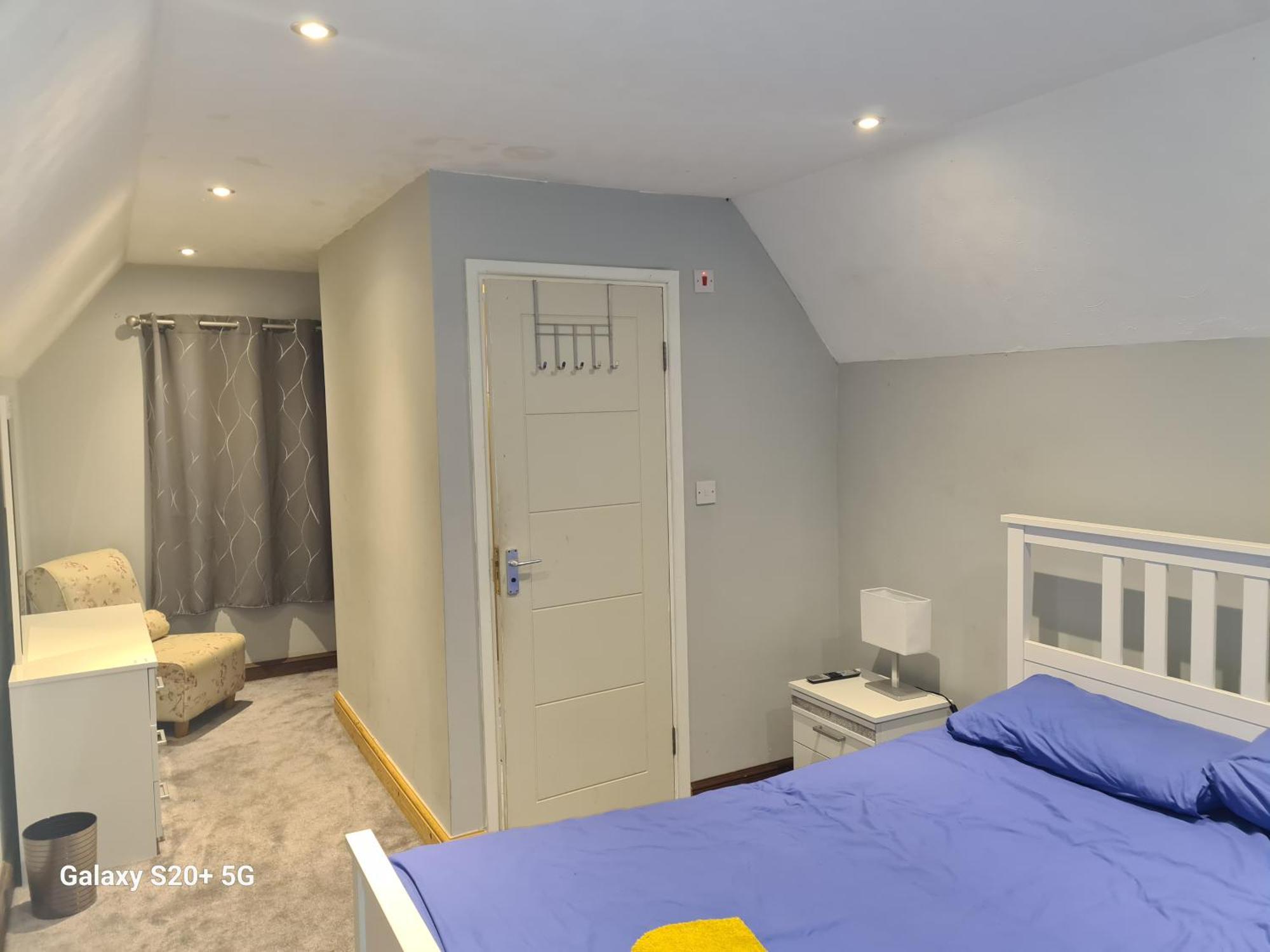 The Reading Whole Apartment With Private Lake And Gardens Eksteriør bilde
